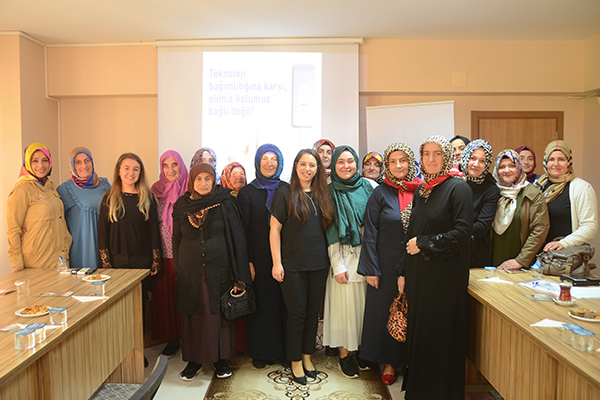 Çayeli Bakır’dan Yeşilay İş Birliğinde Teknoloji Bağımlılığı Eğitimi
